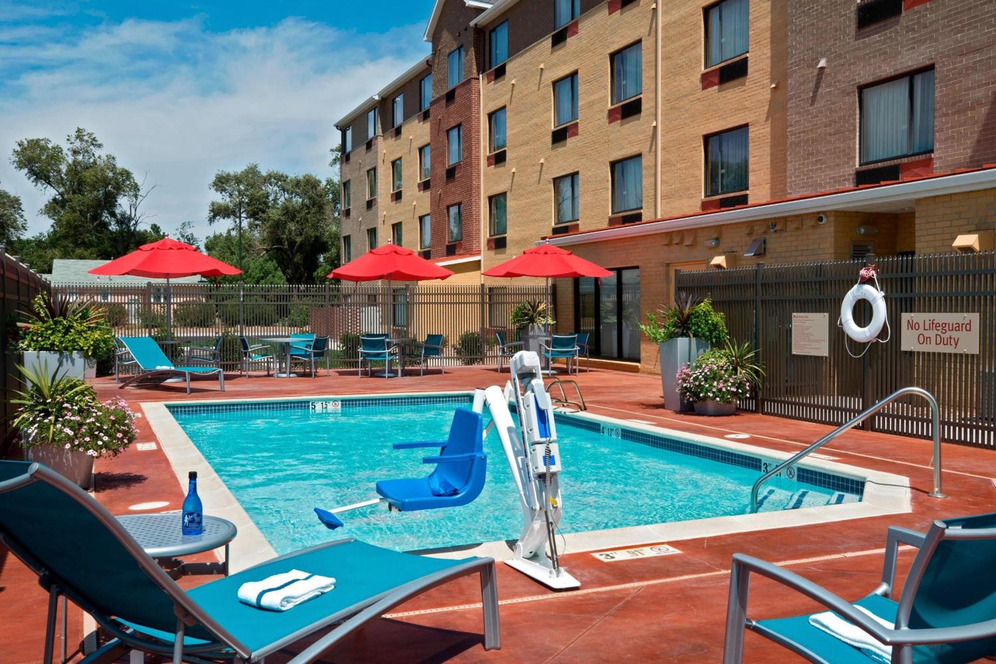 Towneplace Suites By Marriott Dodge City Exterior foto